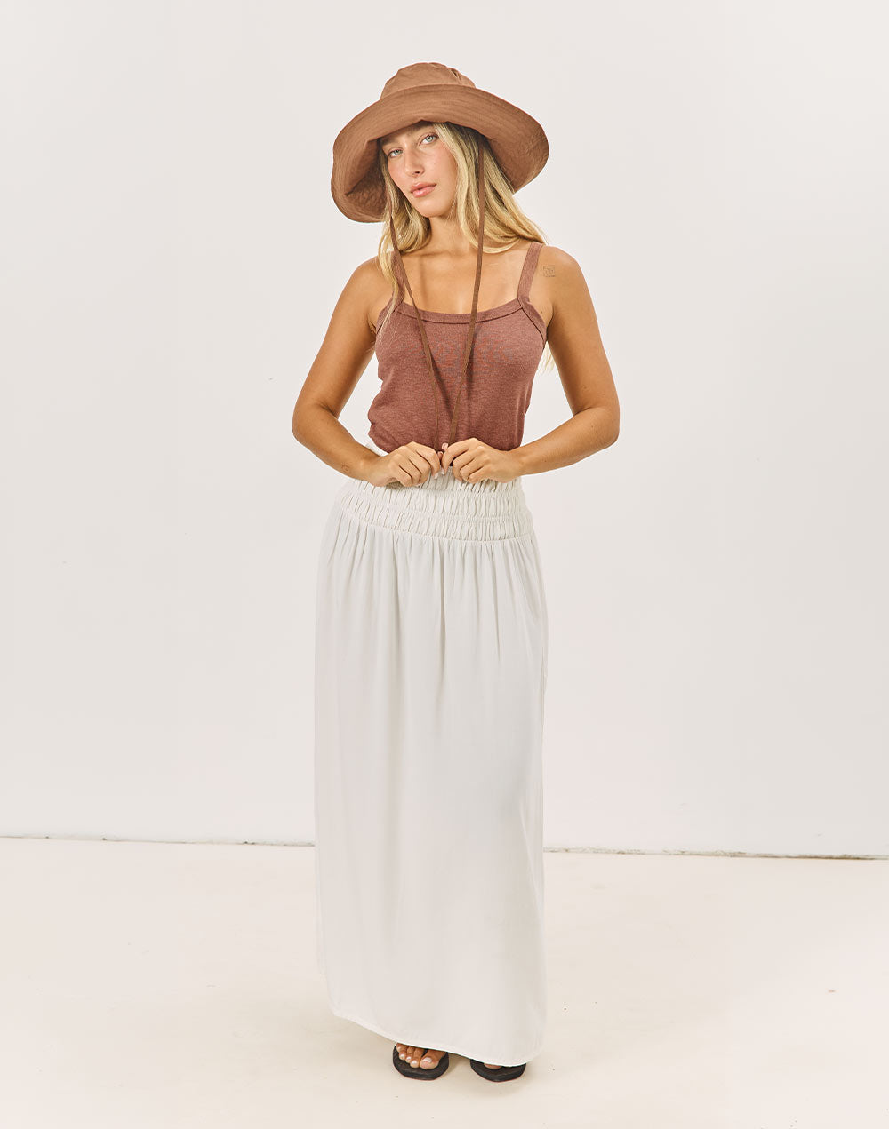 SUN HAT חום קפוצ'ינו