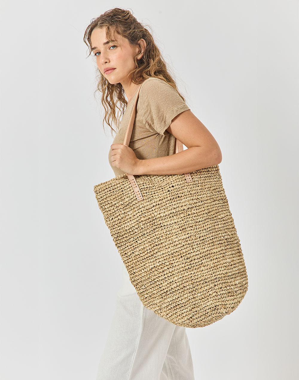 תיק קש מלבני גדול MEDIUM RAFFIA