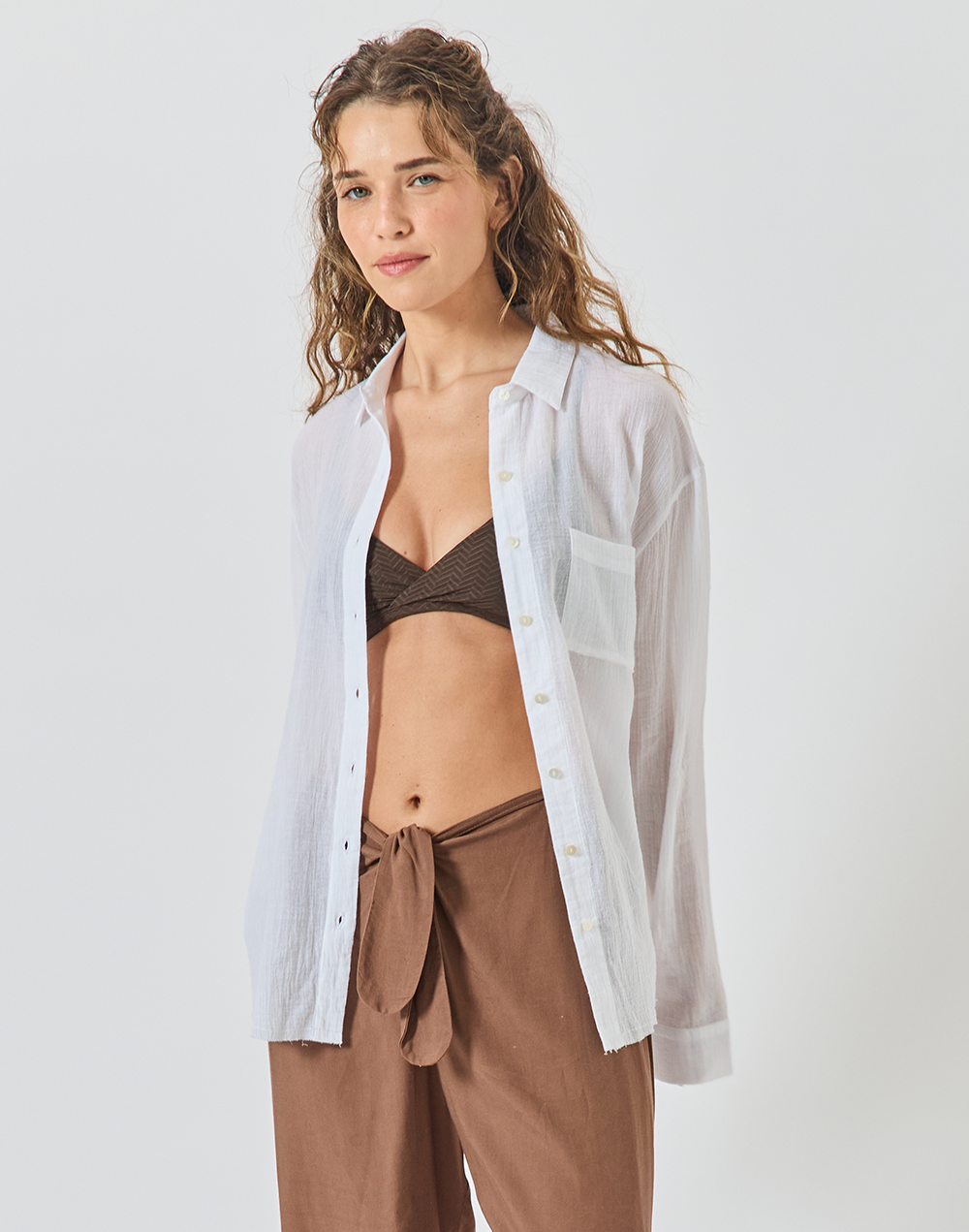 חולצה מכופתרת לבנה AFRICA