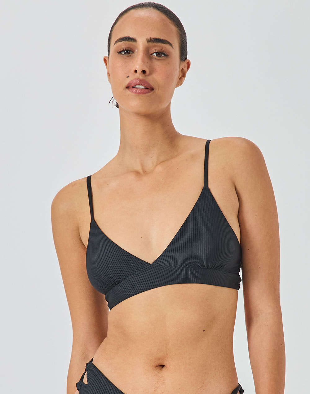 טופ ביקיני משולשים שחור BALI