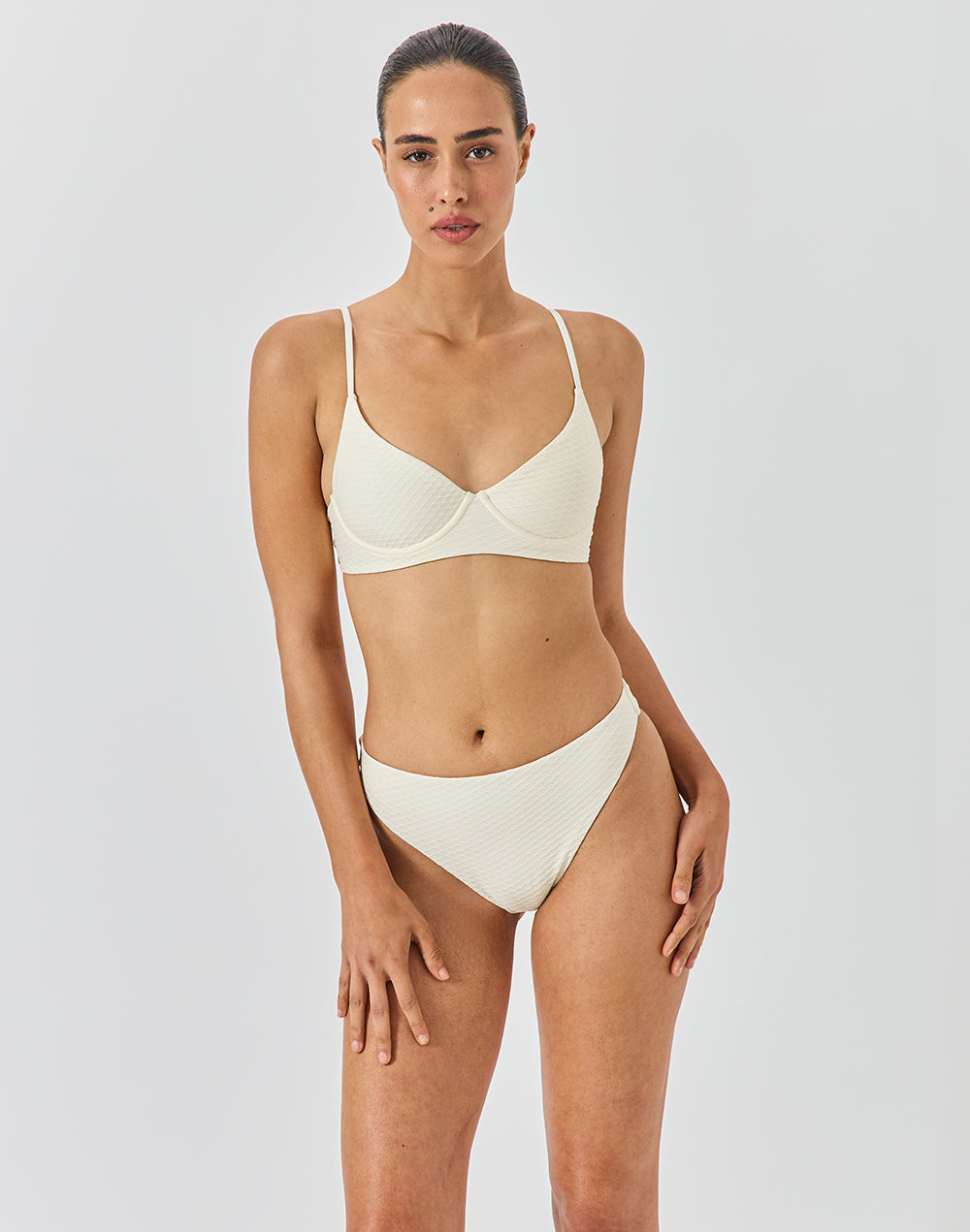 טופ ביקיני שנהב PLAYA