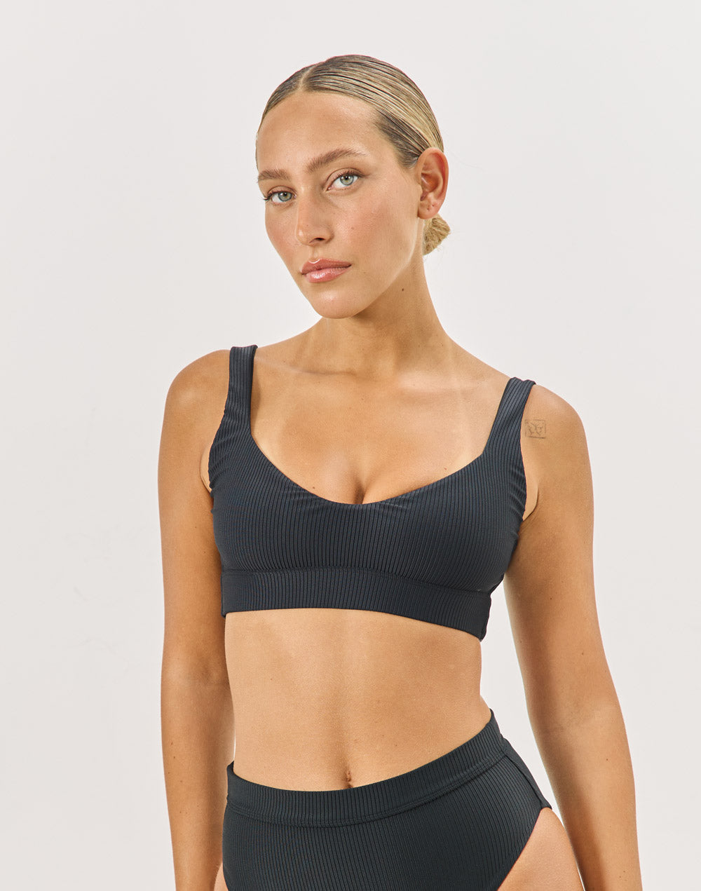 טופ ביקיני שחור KIRA