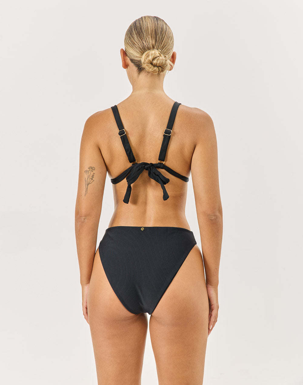 תחתון ביקיני גבוה שחור SUMATRA