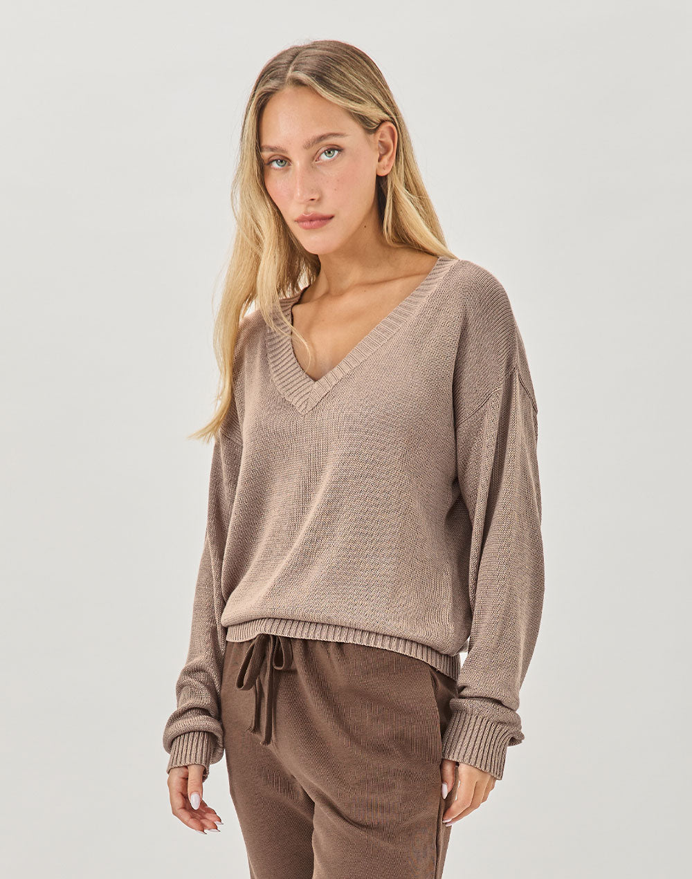 סריג וי מוקה NEXUS