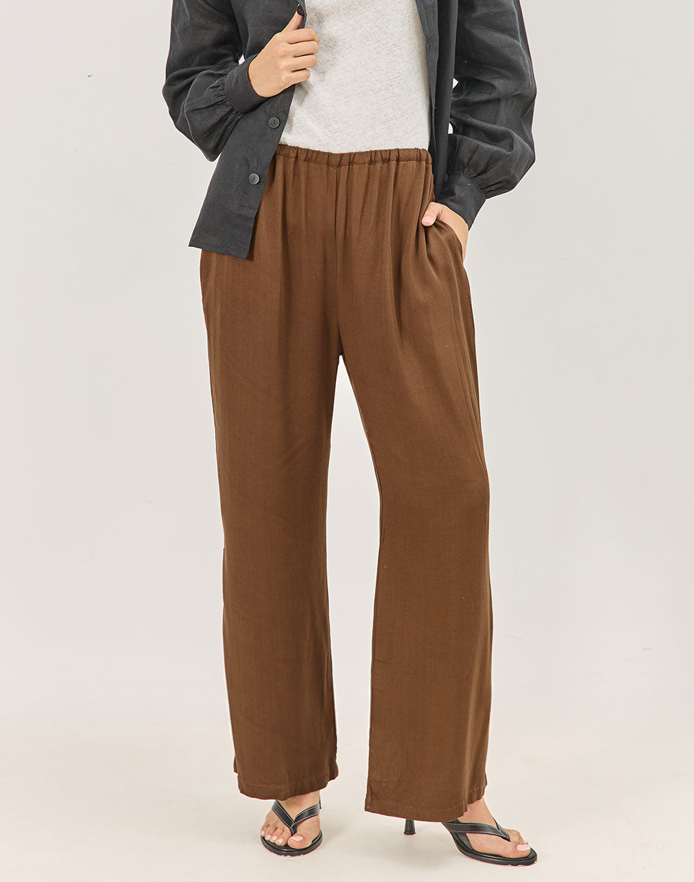 מכנסי במבוק TOULOUSE חום קפוצ'ינו