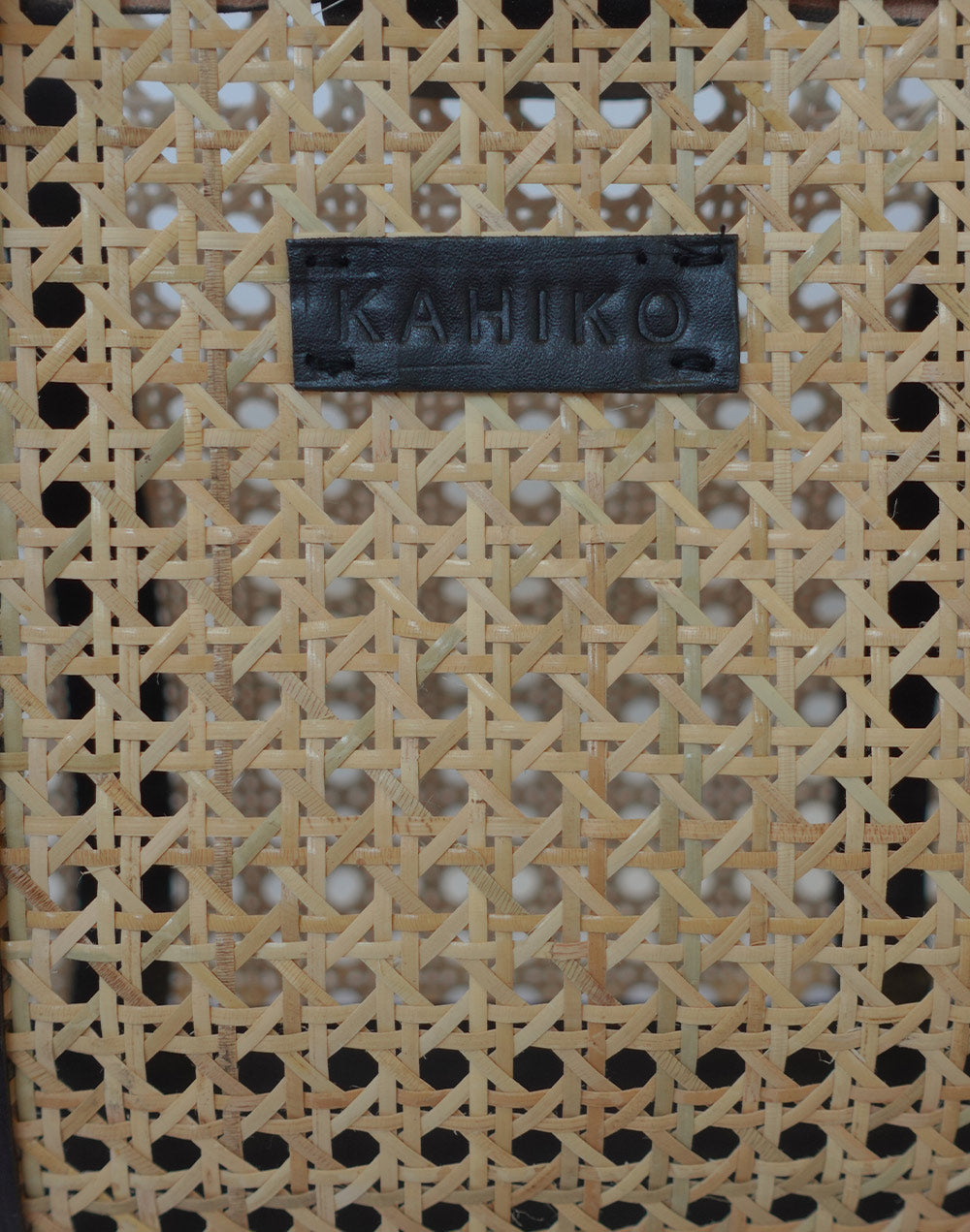 תיק מיני ראטן משולב עור שחור ROYAL