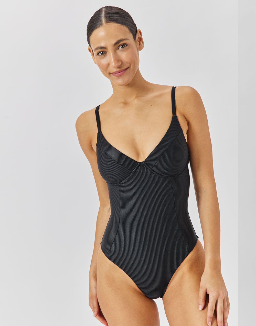 בגד ים שלם שחור VENAO