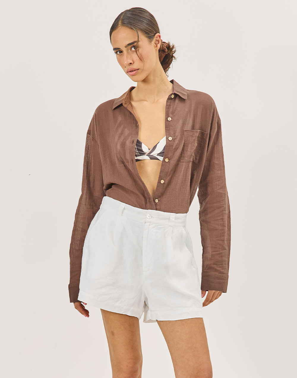 חולצה מכופתרת חום קפוצ'ינו AFRICA