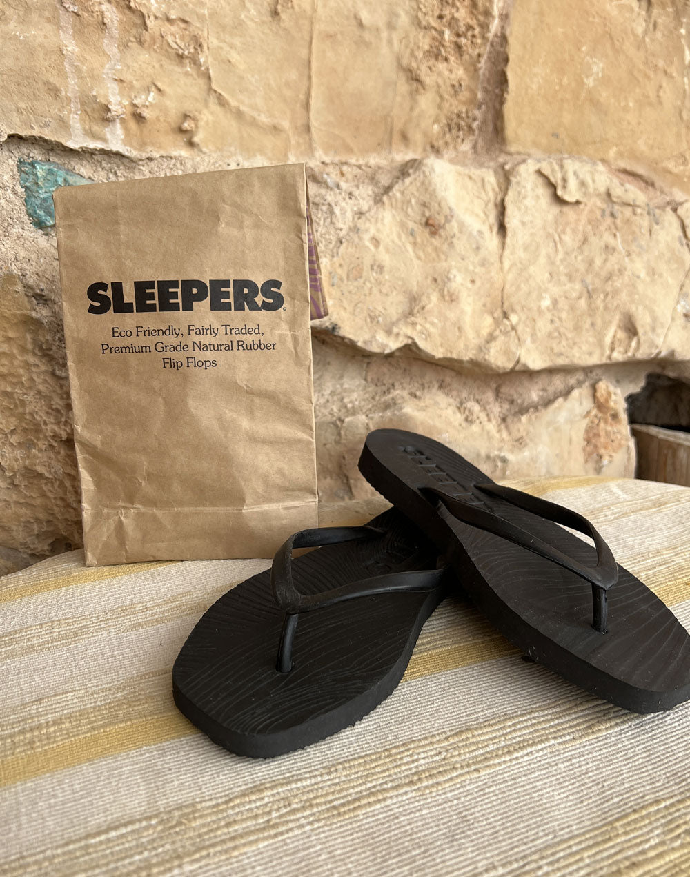 כפכפי אצבע במראה אלגנטי שחור TAPERED