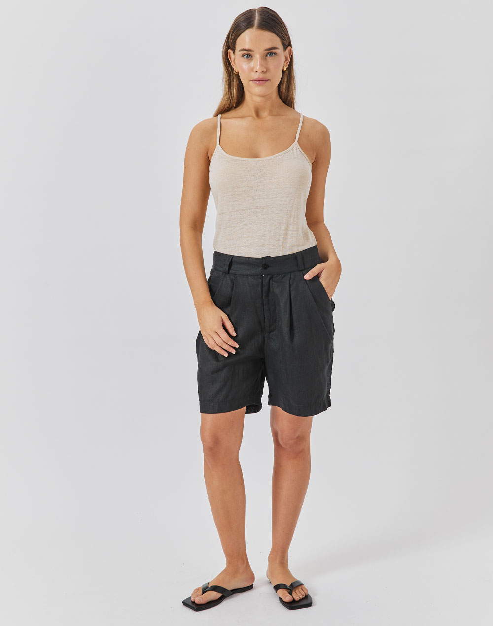 מכנסי פשתן קצרים שחורים DAKAR