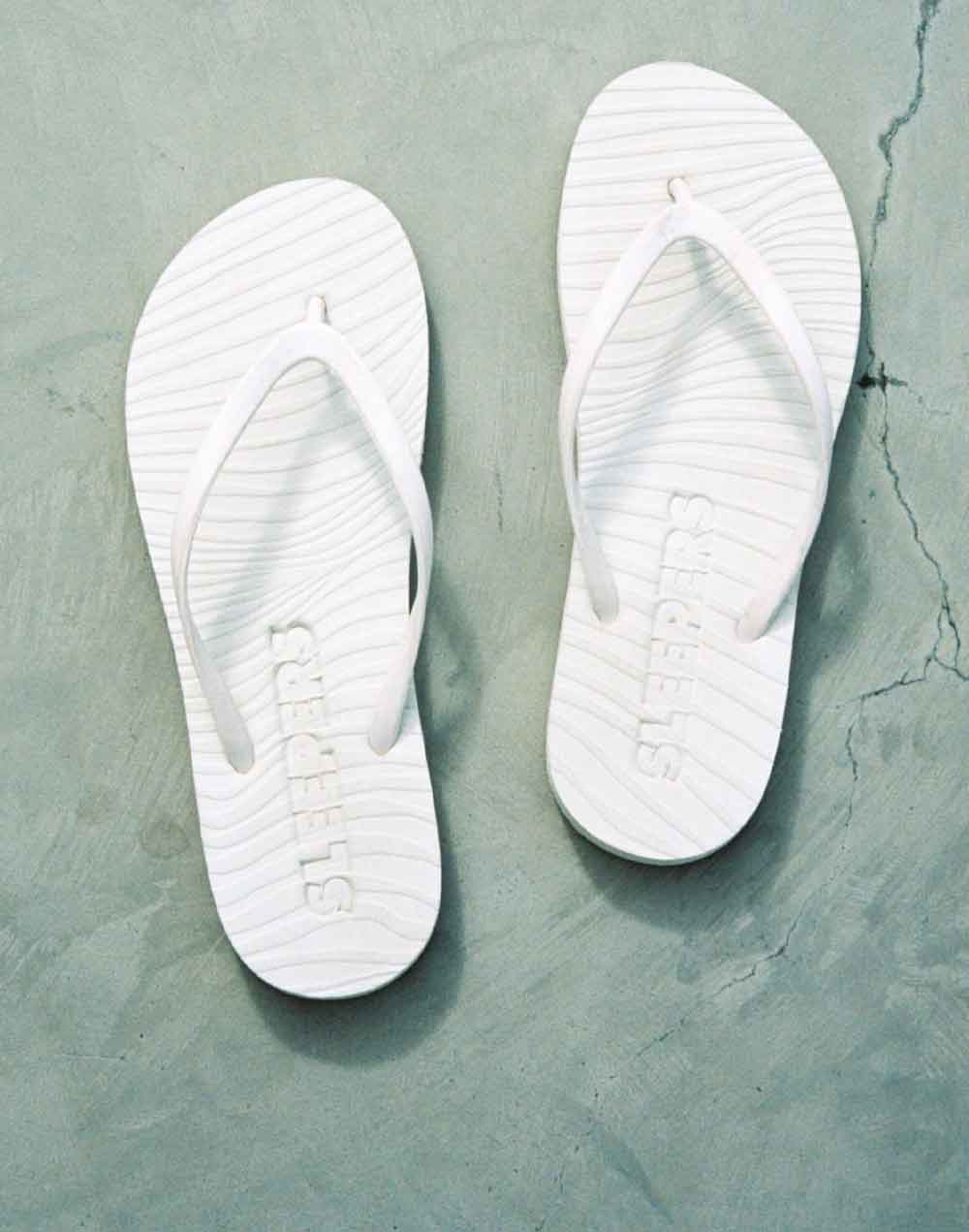 כפכפי אצבע לבנים SLIM