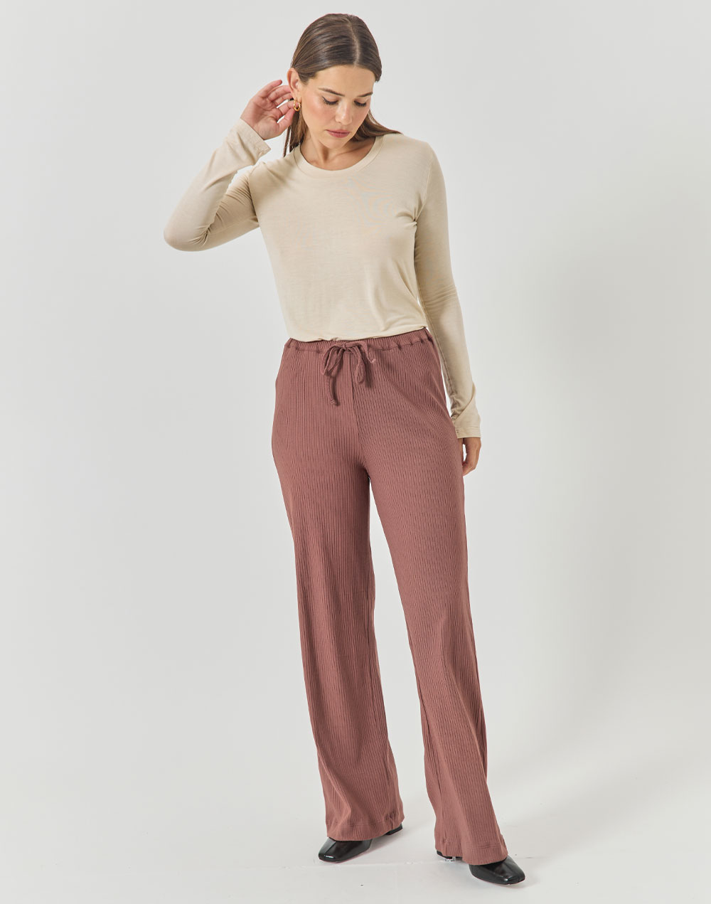 מכנסיים בגזרה ישרה ריב חום אפור TONY