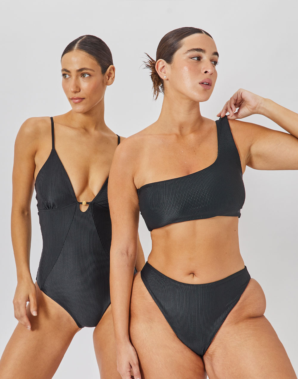 בגד ים שלם שחור SAMOA