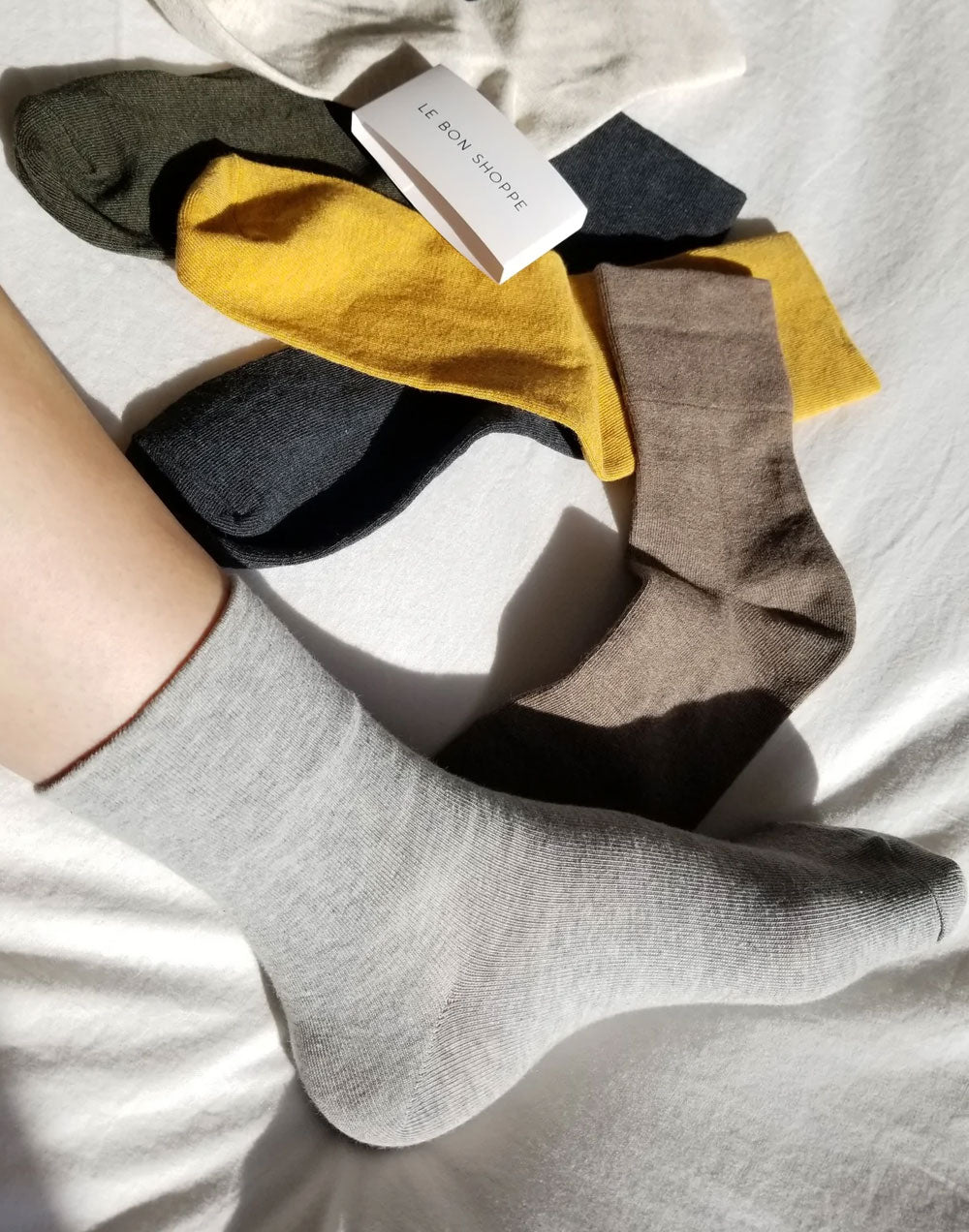 גרבי כותנה אפורות SNEAKERS