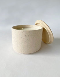 נר ריחני בכלי קרמיקה גדול בניחוח REEF