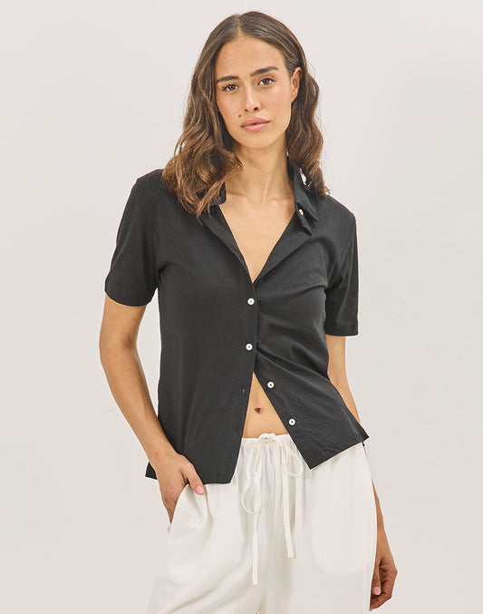 חולצה מכופתרת שחורה CEYLON