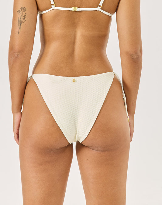 תחתון ביקיני קשירה שנהב RIO