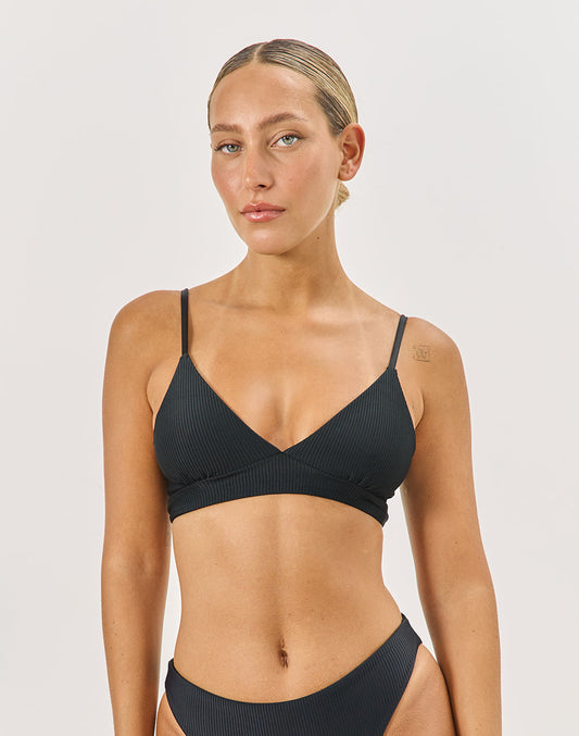 טופ ביקיני משולשים שחור BALI