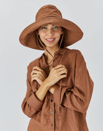 כובע כותנה רחב שוליים חום שוקולד SUN