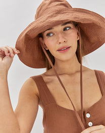 כובע כותנה רחב שוליים חום שוקולד SUN