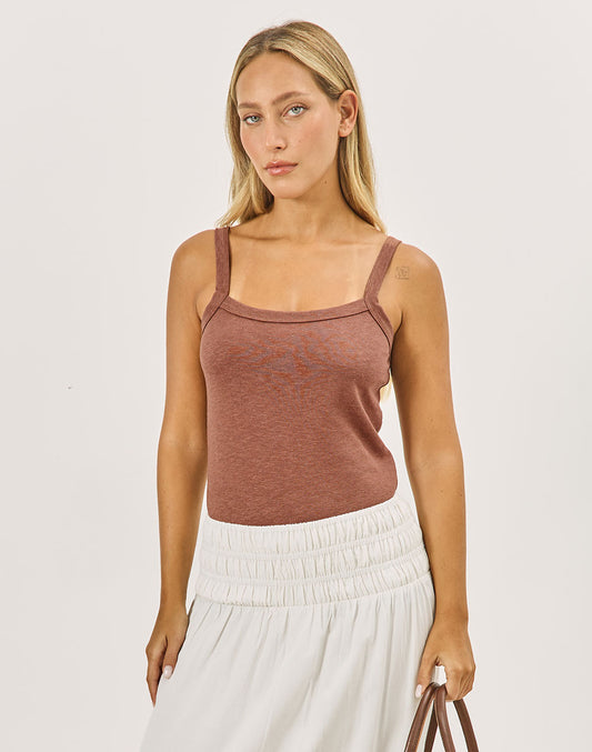 גופיה מפשתן חום קפוצ'ינו TOR