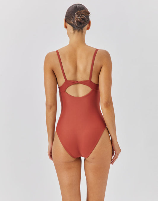 בגד ים שלם אדום צ'ילי VENAO